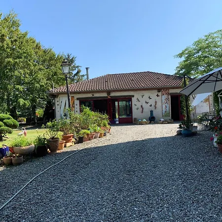 Appartement Les Charmes De Boubene *